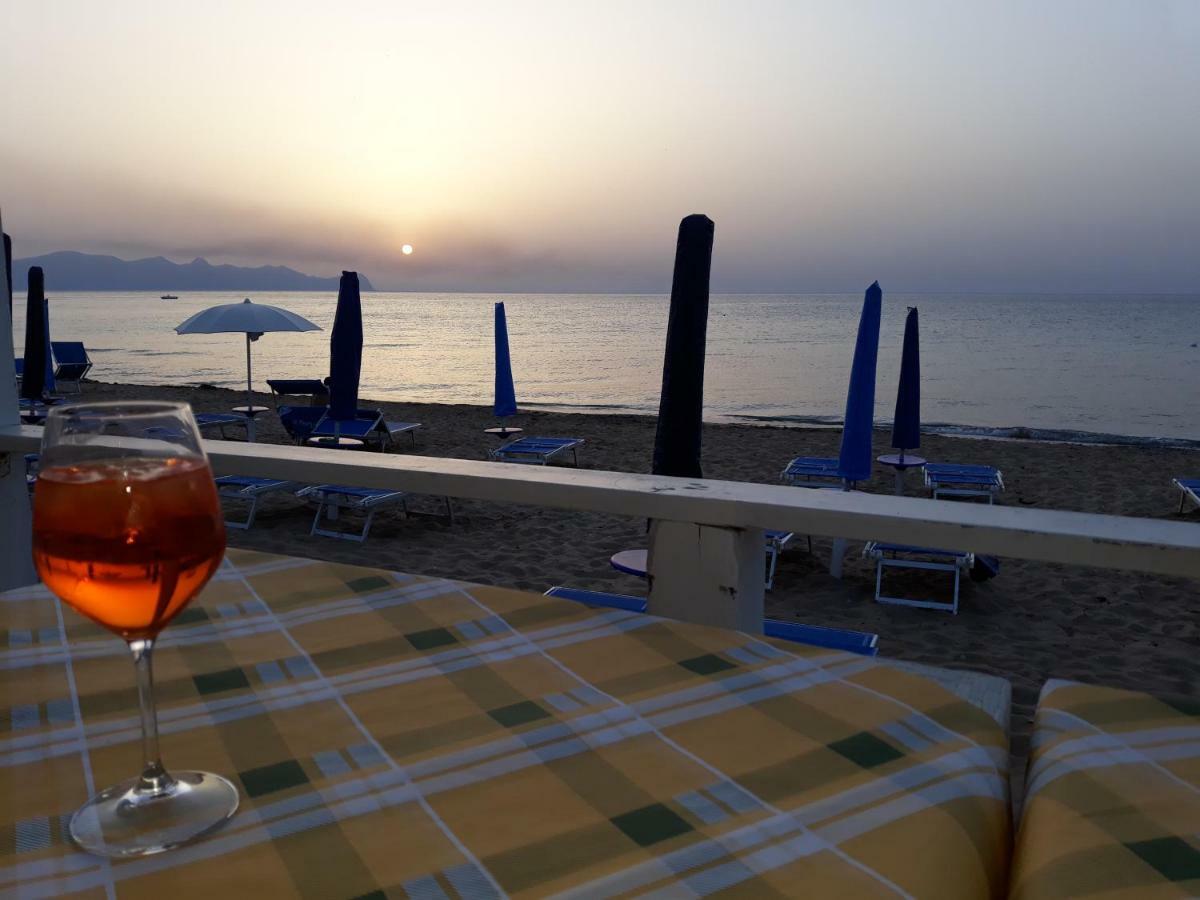 Sapori Di Mare Appartement Trappeto  Buitenkant foto